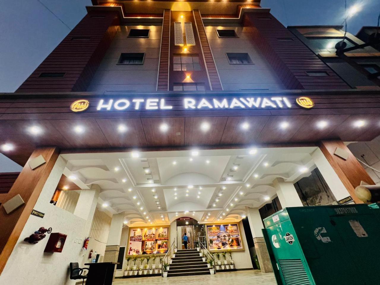 Hotel Ramawati Near Ganga Ghat Haridwar Bagian luar foto