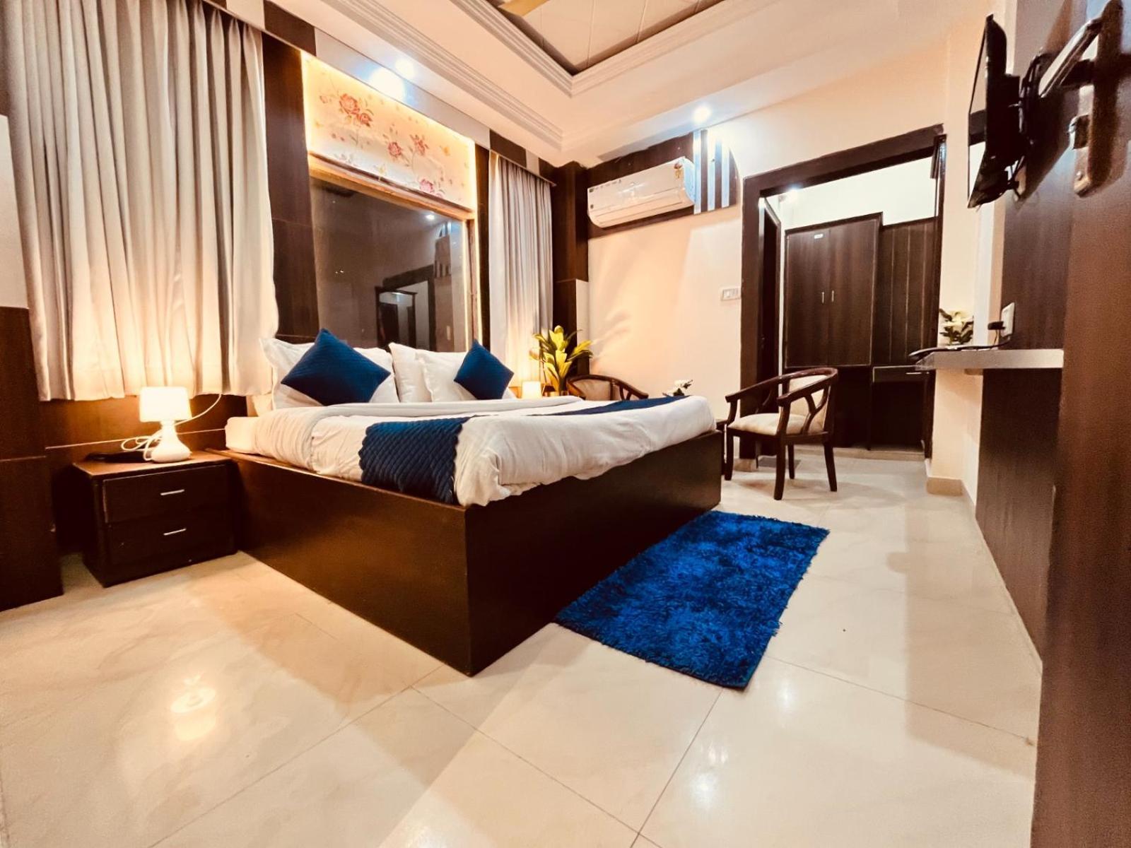 Hotel Ramawati Near Ganga Ghat Haridwar Bagian luar foto