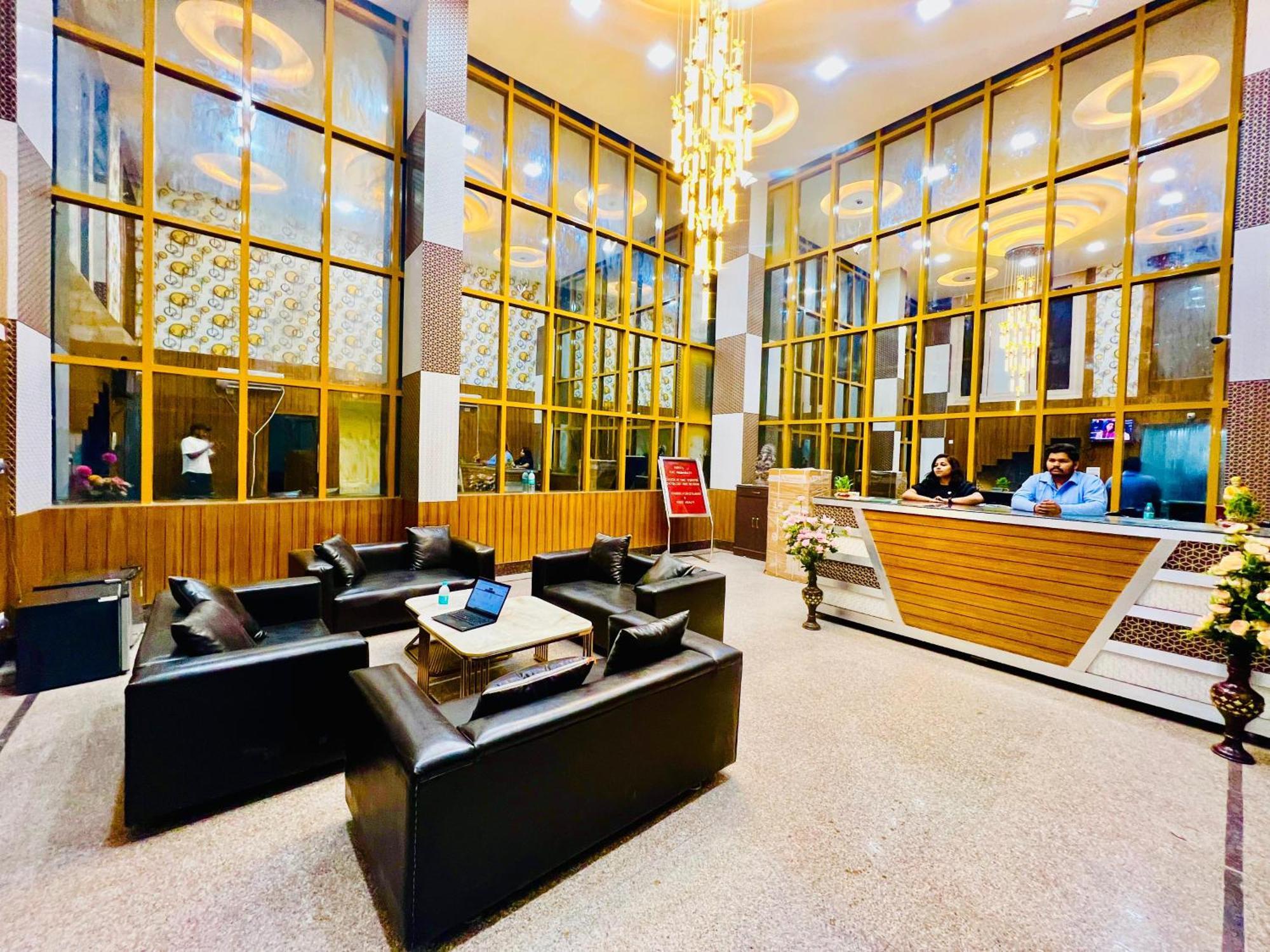 Hotel Ramawati Near Ganga Ghat Haridwar Bagian luar foto