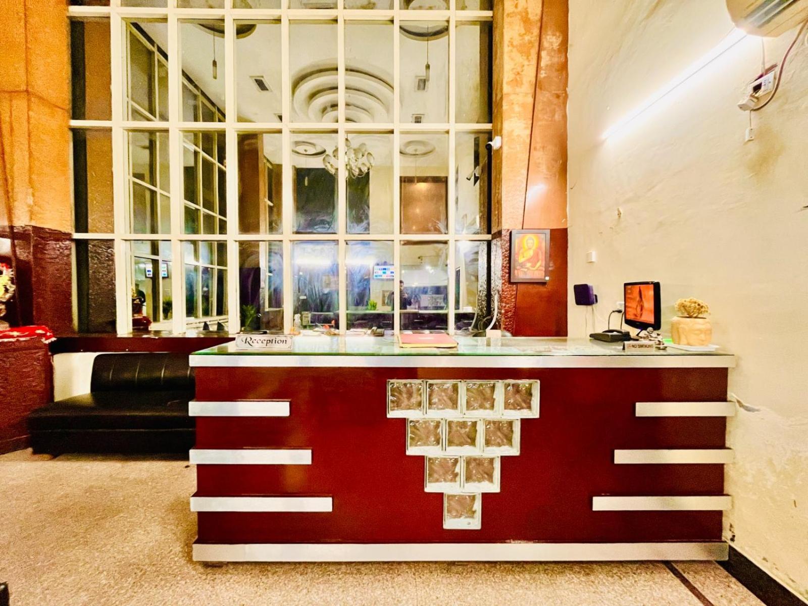 Hotel Ramawati Near Ganga Ghat Haridwar Bagian luar foto